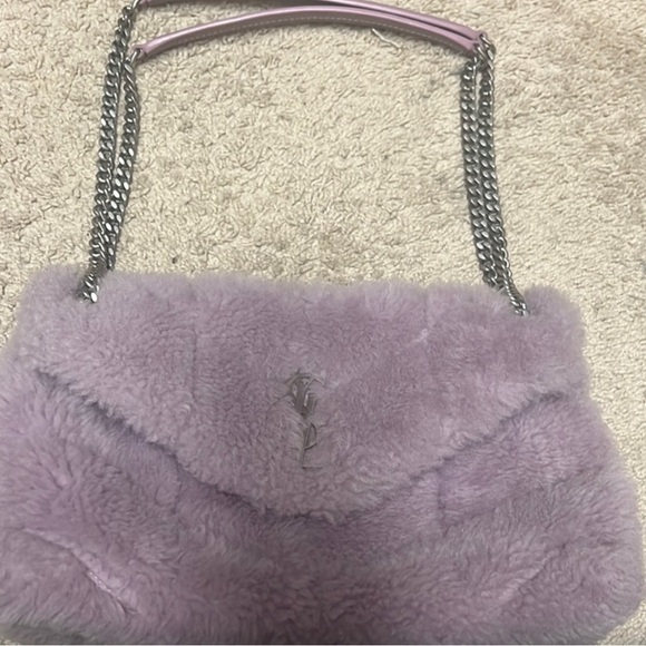 Authentic YSL LOU LOU SHEARLING LARGE PUFFER BAG. Gently used. Discontinued - Picture 5 of 7
